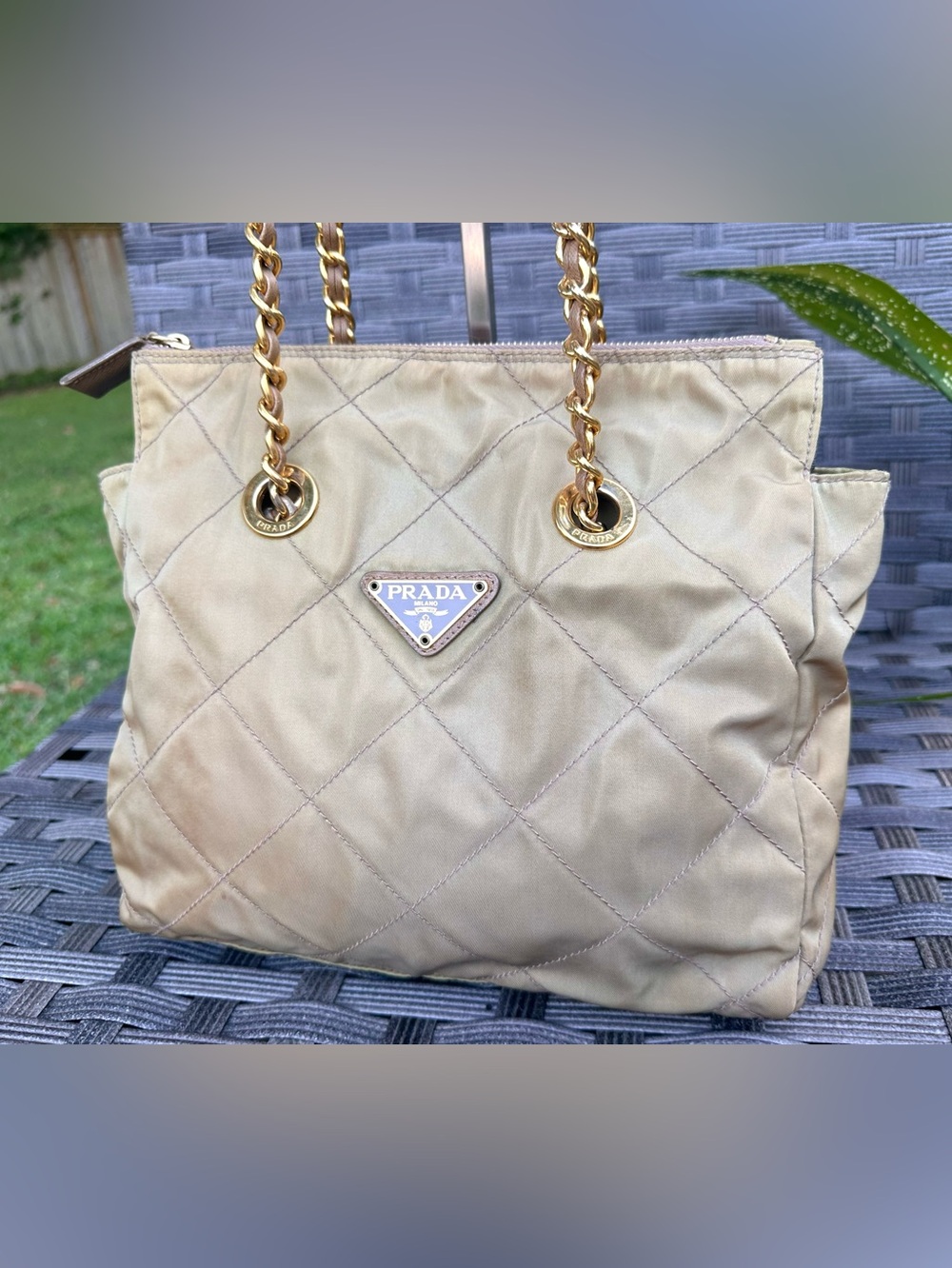 💛Prada Quilted Nylon Shoulder Bag